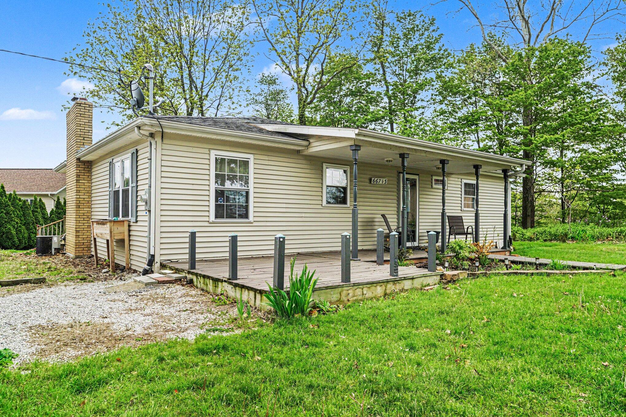 66713 Territorial Road Lawrence, MI 49064 - Photo 5 of 26 022_file_3850