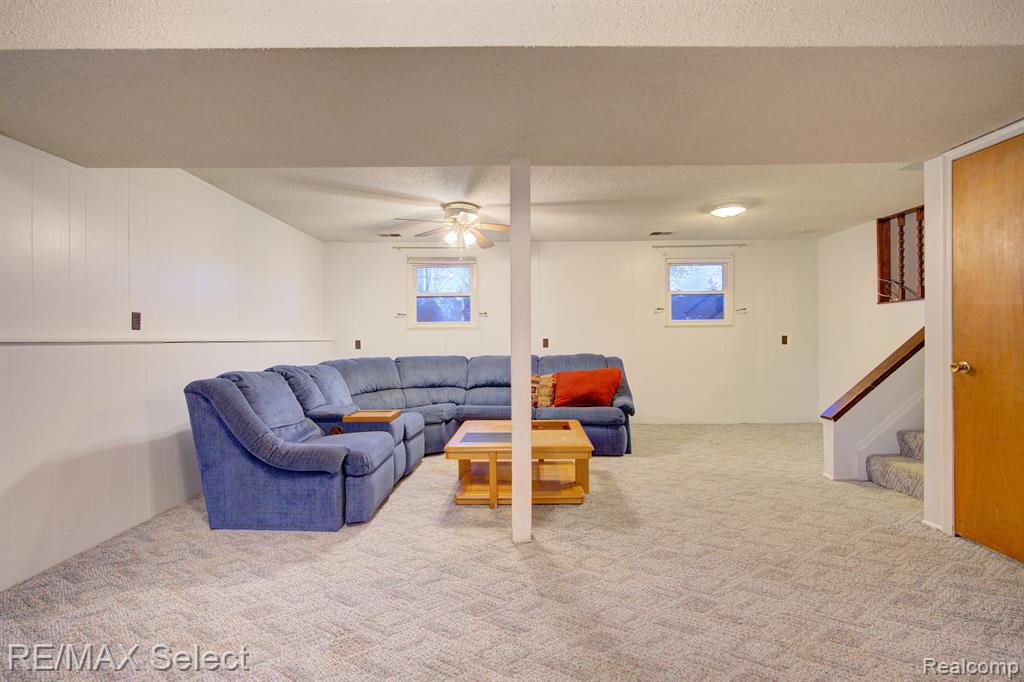 1424 South Graham Road Flint, MI 48532 - Photo 27 of 32