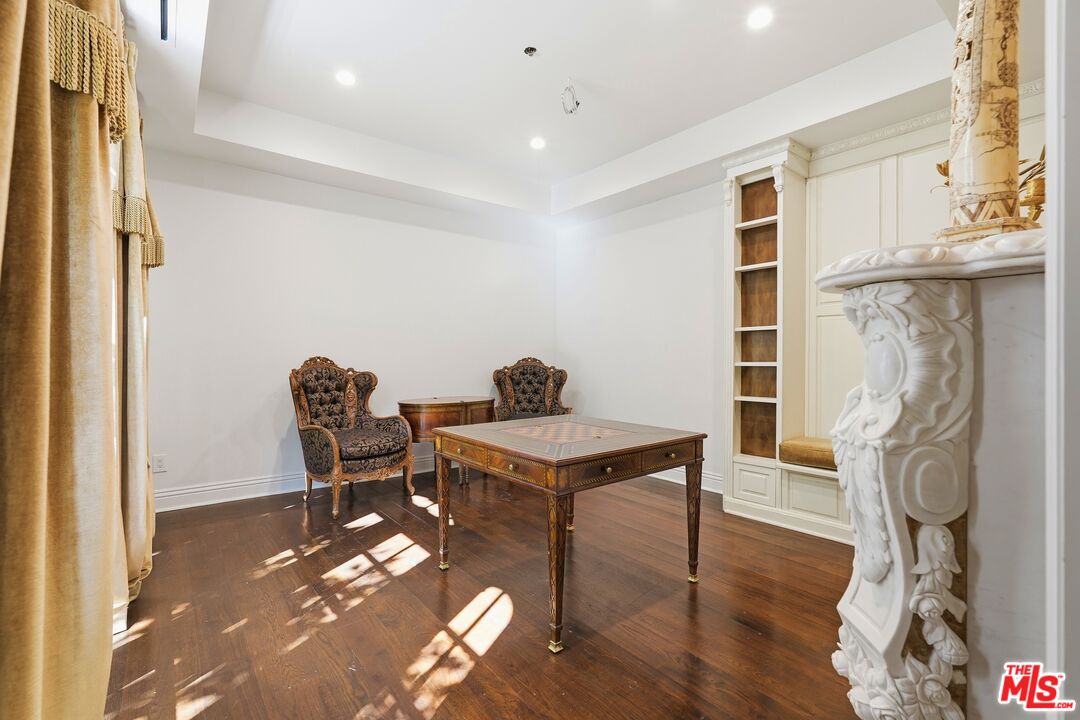 900 Chantilly Road Los Angeles, CA 90077 - Photo 44 of 46