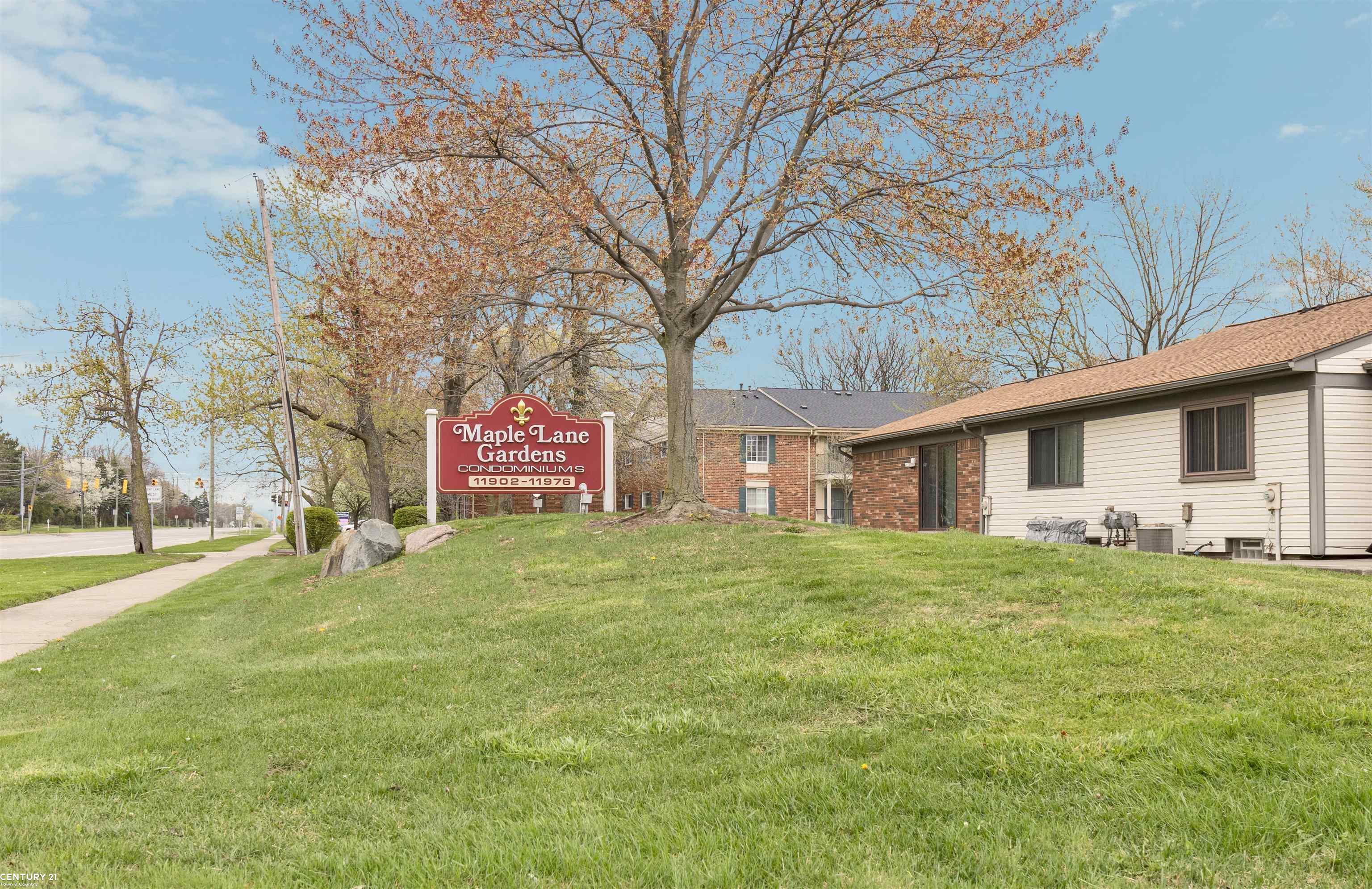 11944 15 Mile Road Sterling Heights, MI 48312 - Photo 4 of 35
