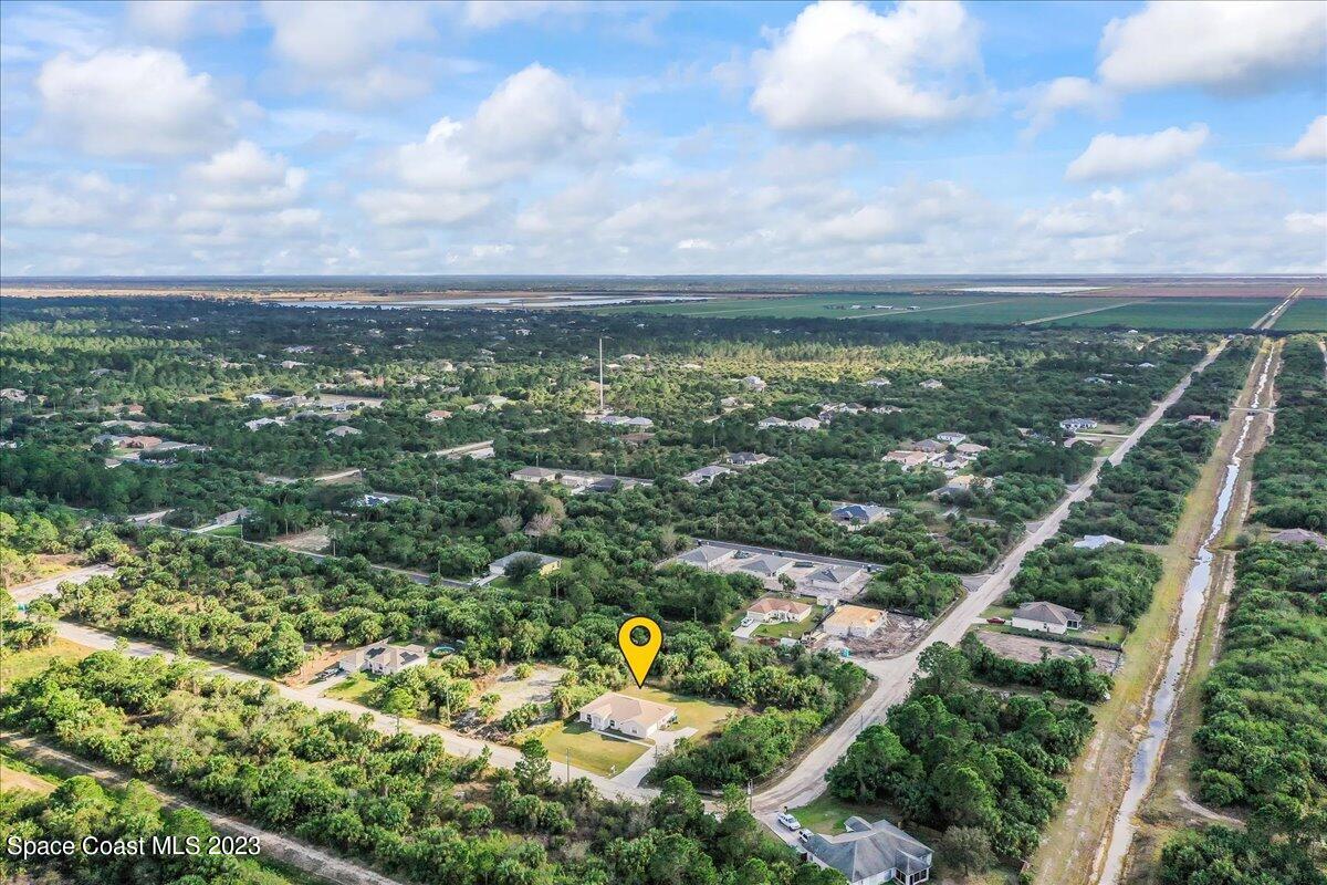 590 Fountain Street Southwest Palm Bay, FL 32908 - Photo 2 of 40 a view of a city
