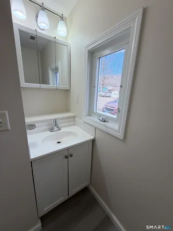 $1,450 | 267 Branford Road, Unit 112, North Branford, CT 06471