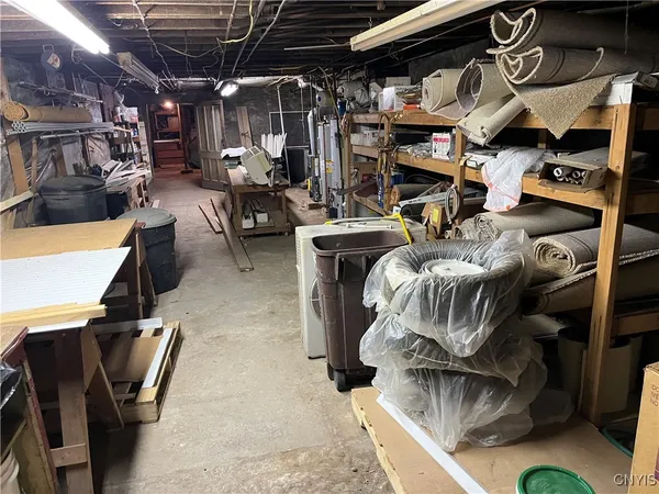 $695,000 | 47 North Main Street, Camillus, NY 13031