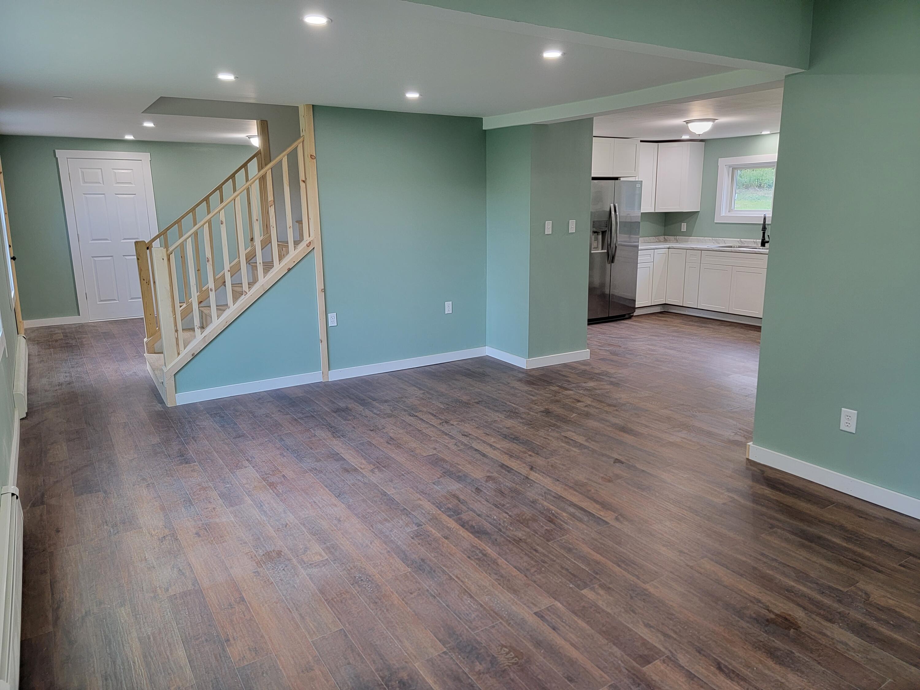 346 Middle Street Farmington, ME 04938 - Photo 10 of 40 346 Middle St