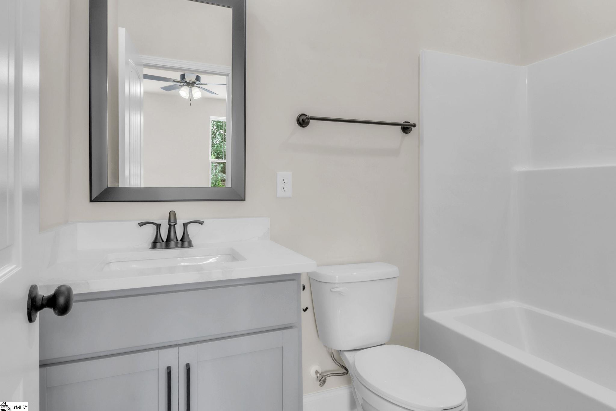 17 Scott Street Greenville, SC 29611 - Photo 12 of 23 Unit A