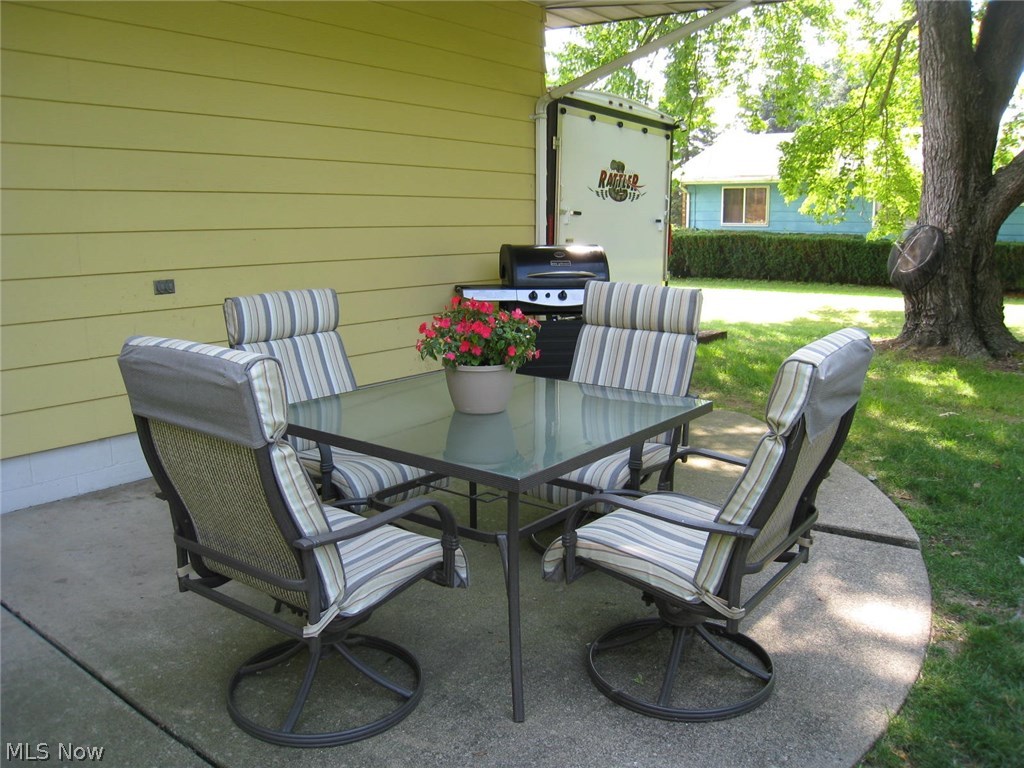 875 Pearlman Road Akron, OH 44319 - Photo 12 of 23