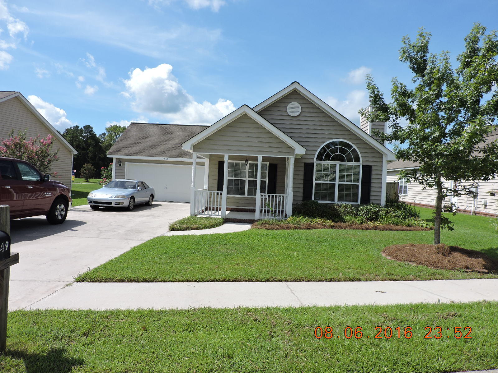 7649 Eagle Lake Road North Charleston, SC 29418 - Photo 1 of 17 DSCN1102