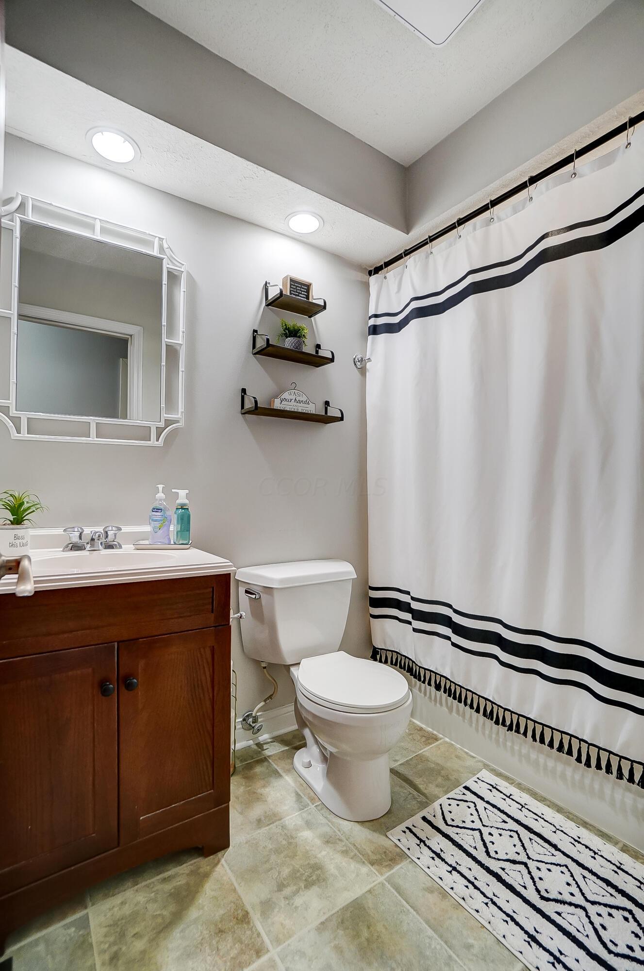8782 Currier Road Plain City, OH 43064 - Photo 18 of 28 Full Bath
