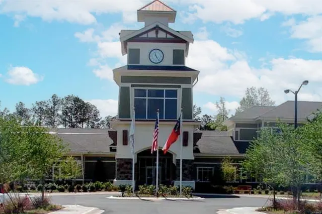 a view of a tennis court