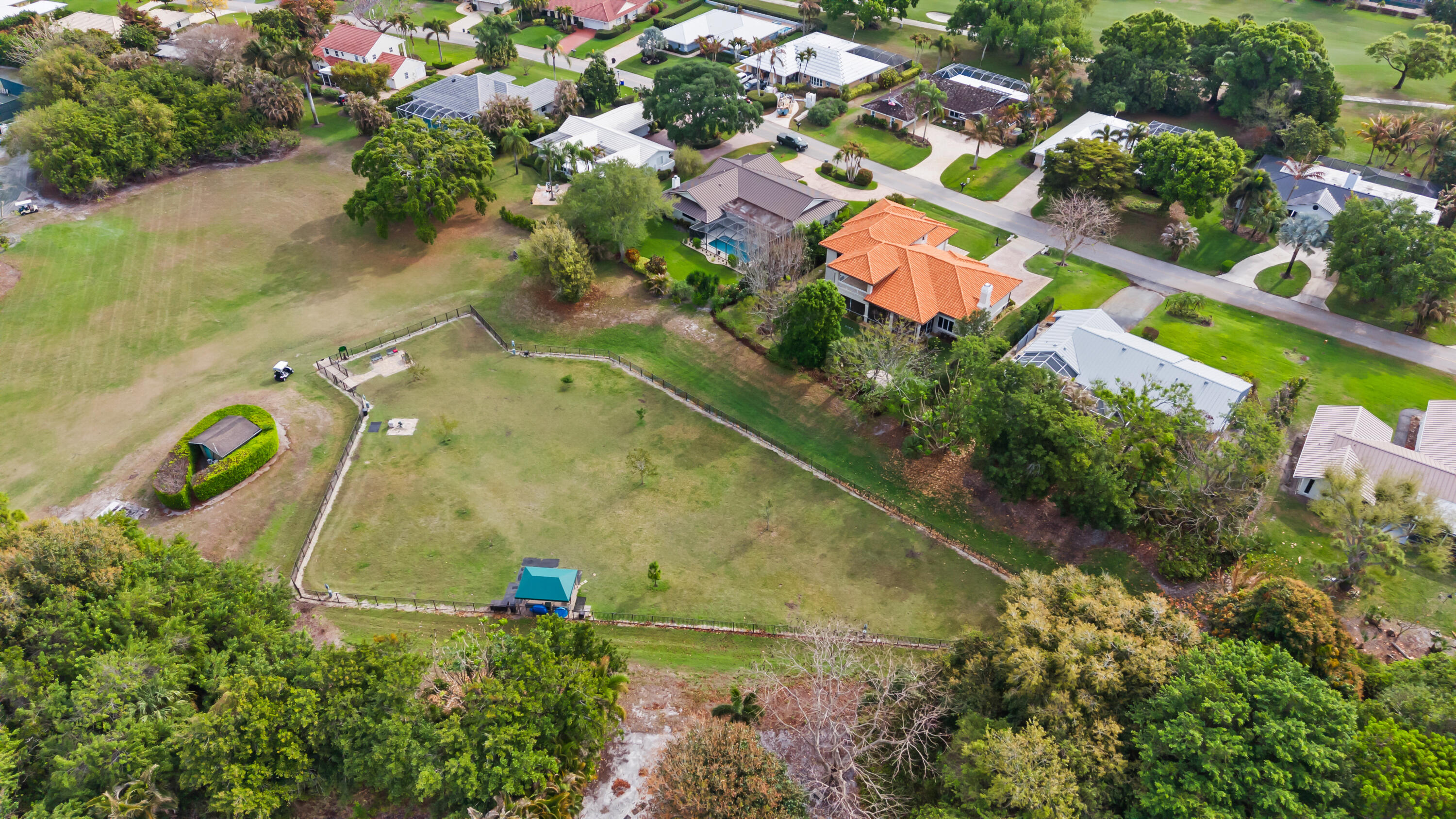 4176 Southeast Fairway Court Stuart, FL 34997 - Photo 40 of 46 37_stuart yacht & country club - animal