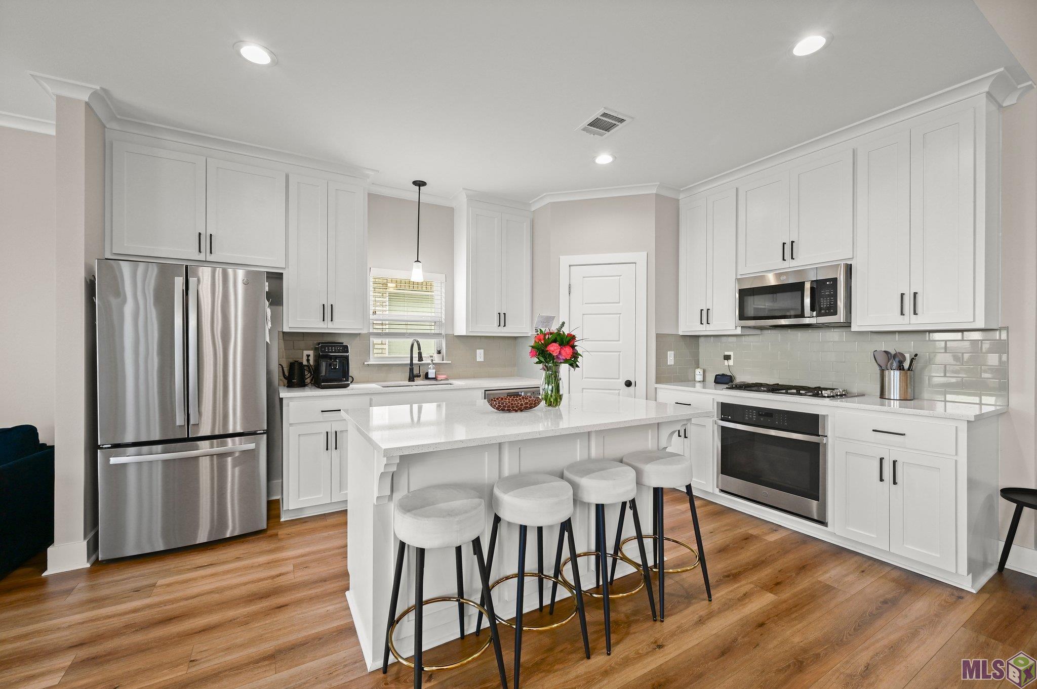 3035 Woodgrove Way Baton Rouge, LA 70810 - Photo 2 of 19