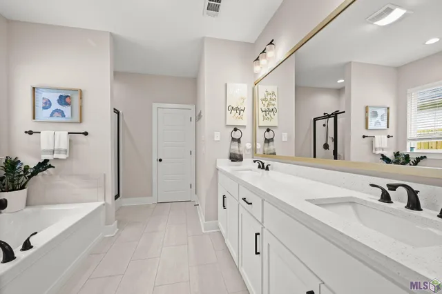 $3,000 | 3035 Woodgrove Way, Baton Rouge, LA 70810