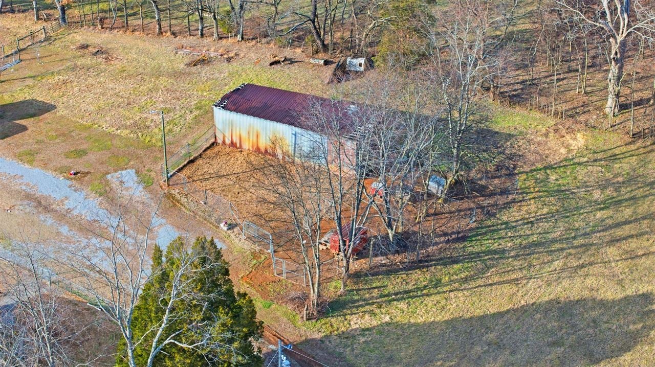1893 Halltown Road Canmer, KY 42722 - Photo 22 of 32 Gallery Image 22