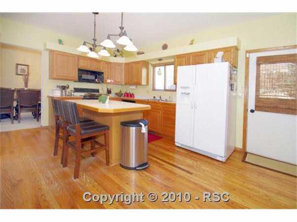 7530 Julynn Road Colorado Springs, CO 80919 - Photo 4 of 7
