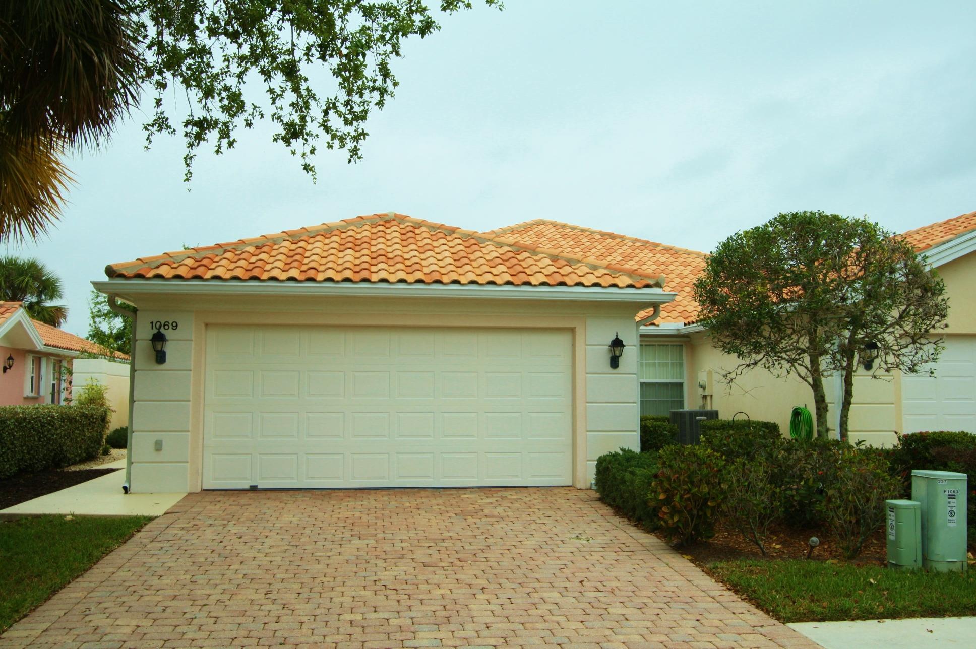 1069 Southwest Balmoral Trace Stuart, FL 34997 - Photo 1 of 18 IMG_8541