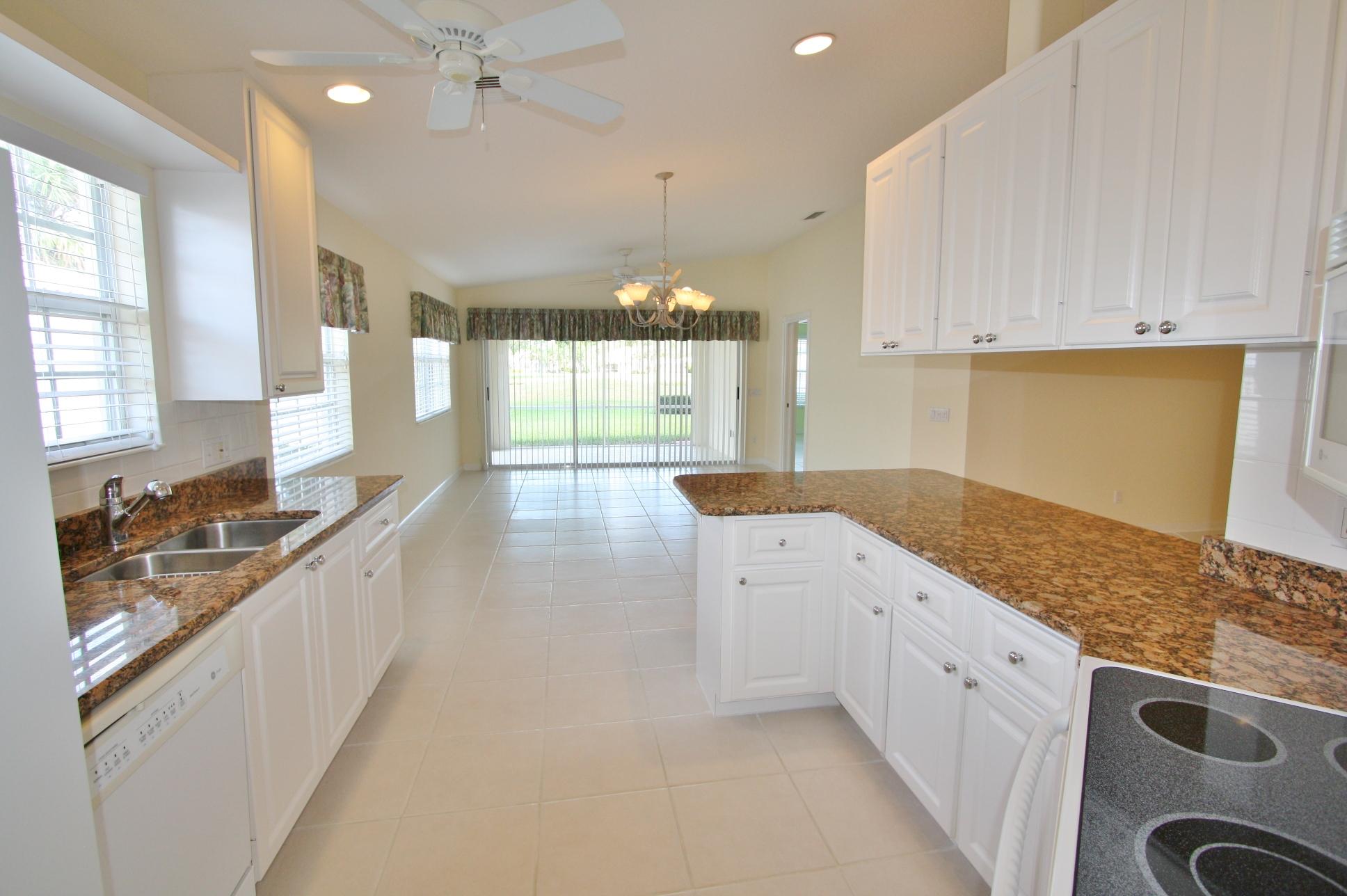 1069 Southwest Balmoral Trace Stuart, FL 34997 - Photo 4 of 18 IMG_8748