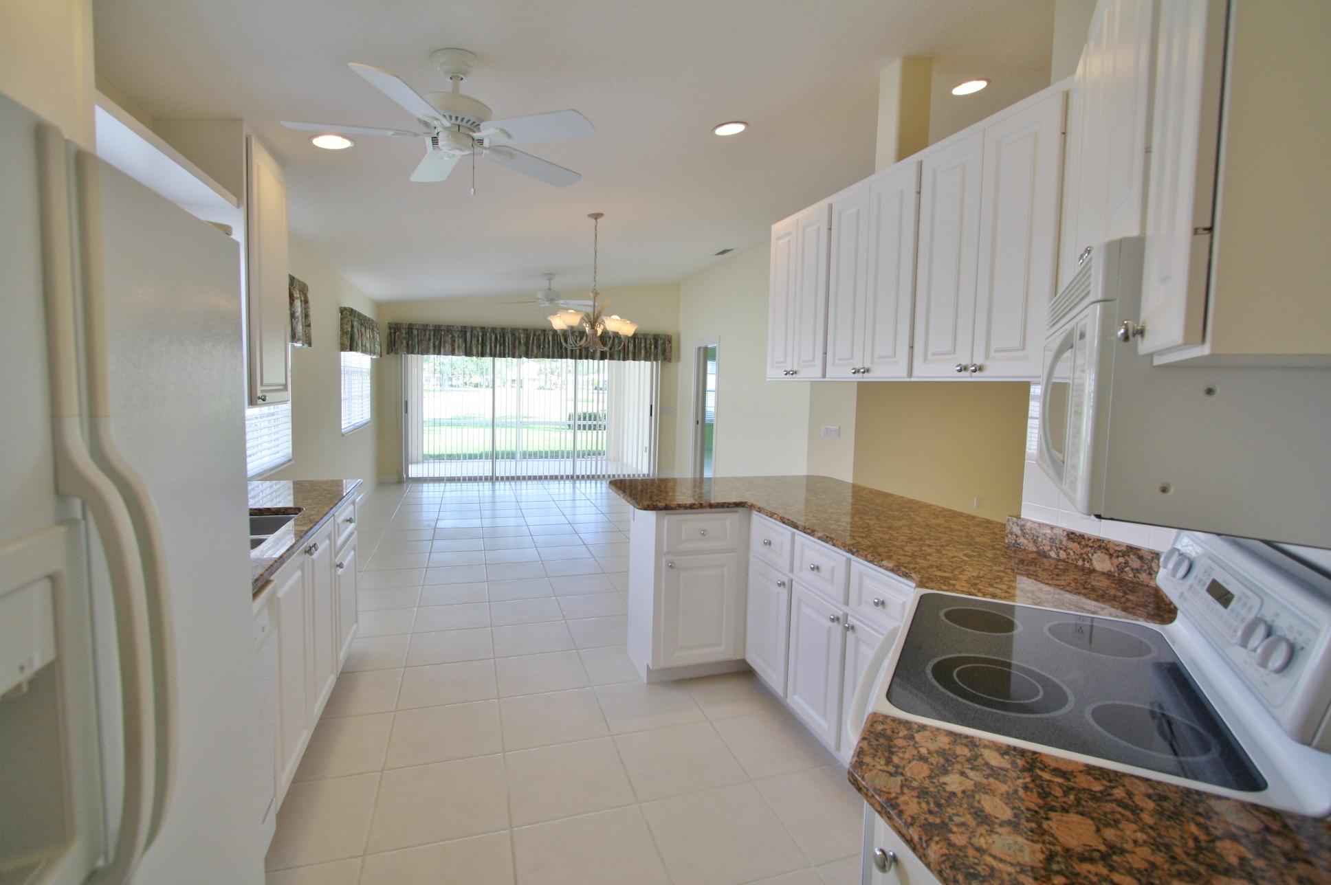 1069 Southwest Balmoral Trace Stuart, FL 34997 - Photo 5 of 18 IMG_8747