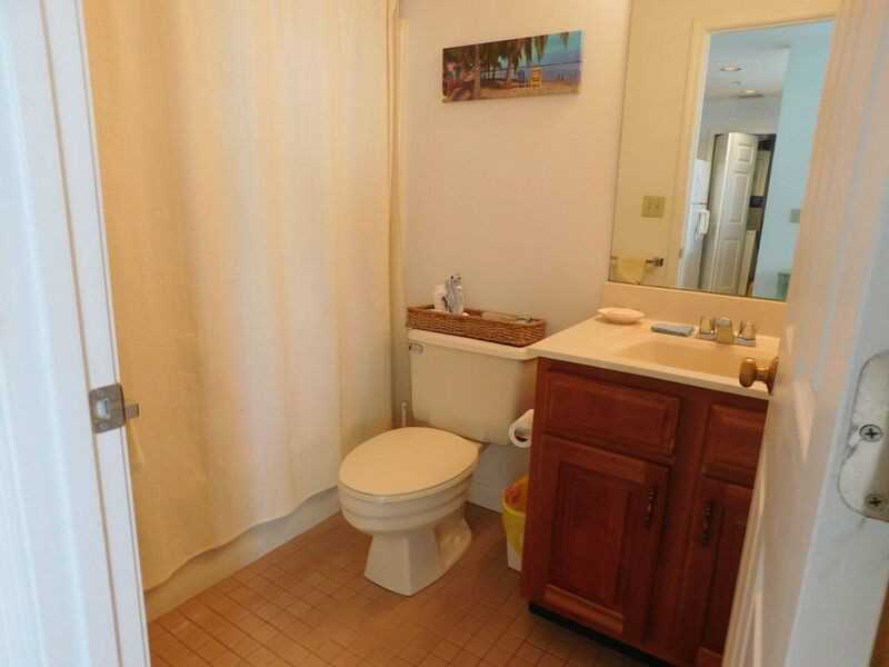 140 High Street, Unit 309 Westerly, RI 02891 - Photo 20 of 20 Bathroom.