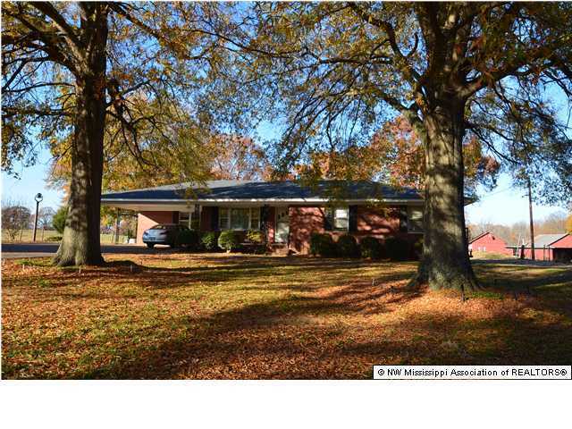 5295 Compress Road Como, MS 38619 - Photo 1 of 16 Primary Photo