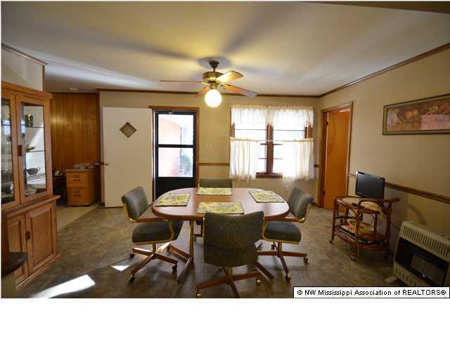5295 Compress Road Como, MS 38619 - Photo 6 of 16 Additional Photo