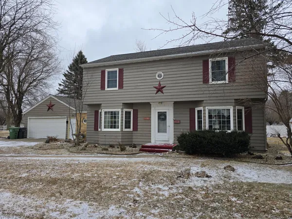$310,000 | 405 Clary Street, Worthington, MN 56187