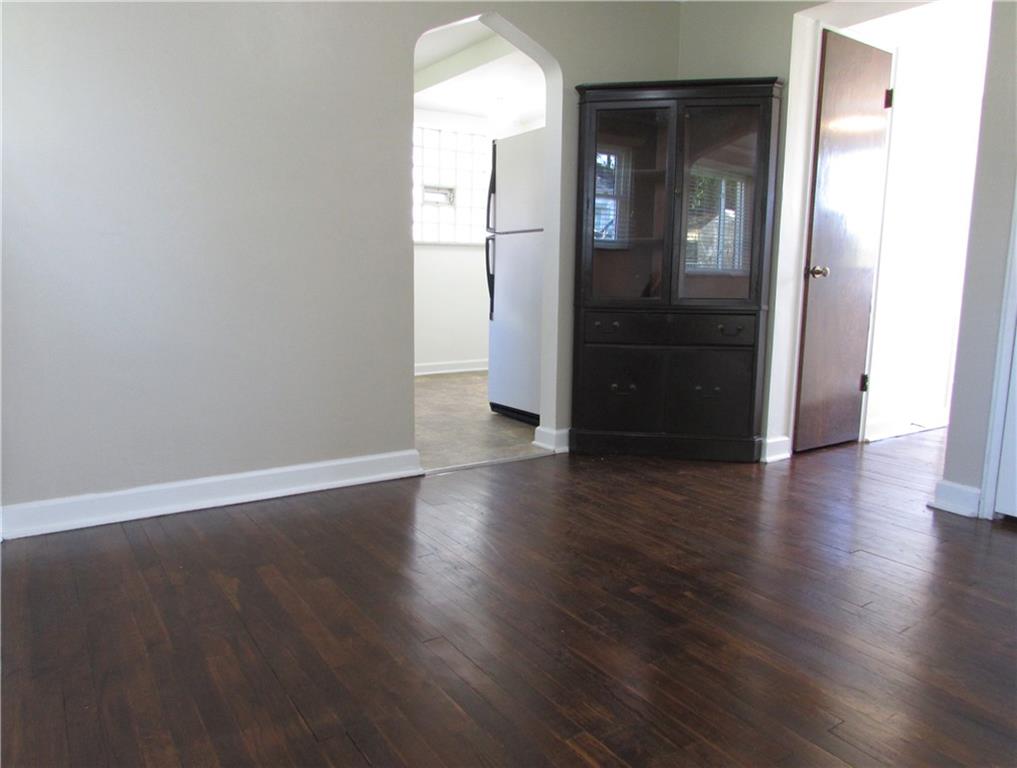 335 Hamil Road Verona, PA 15147 - Photo 12 of 32 Gallery Image 12