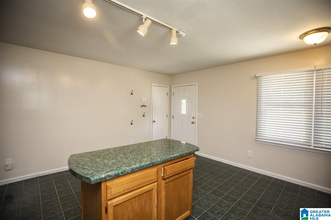 5908 Southcrest Road Birmingham, AL 35213 - Photo 15 of 33
