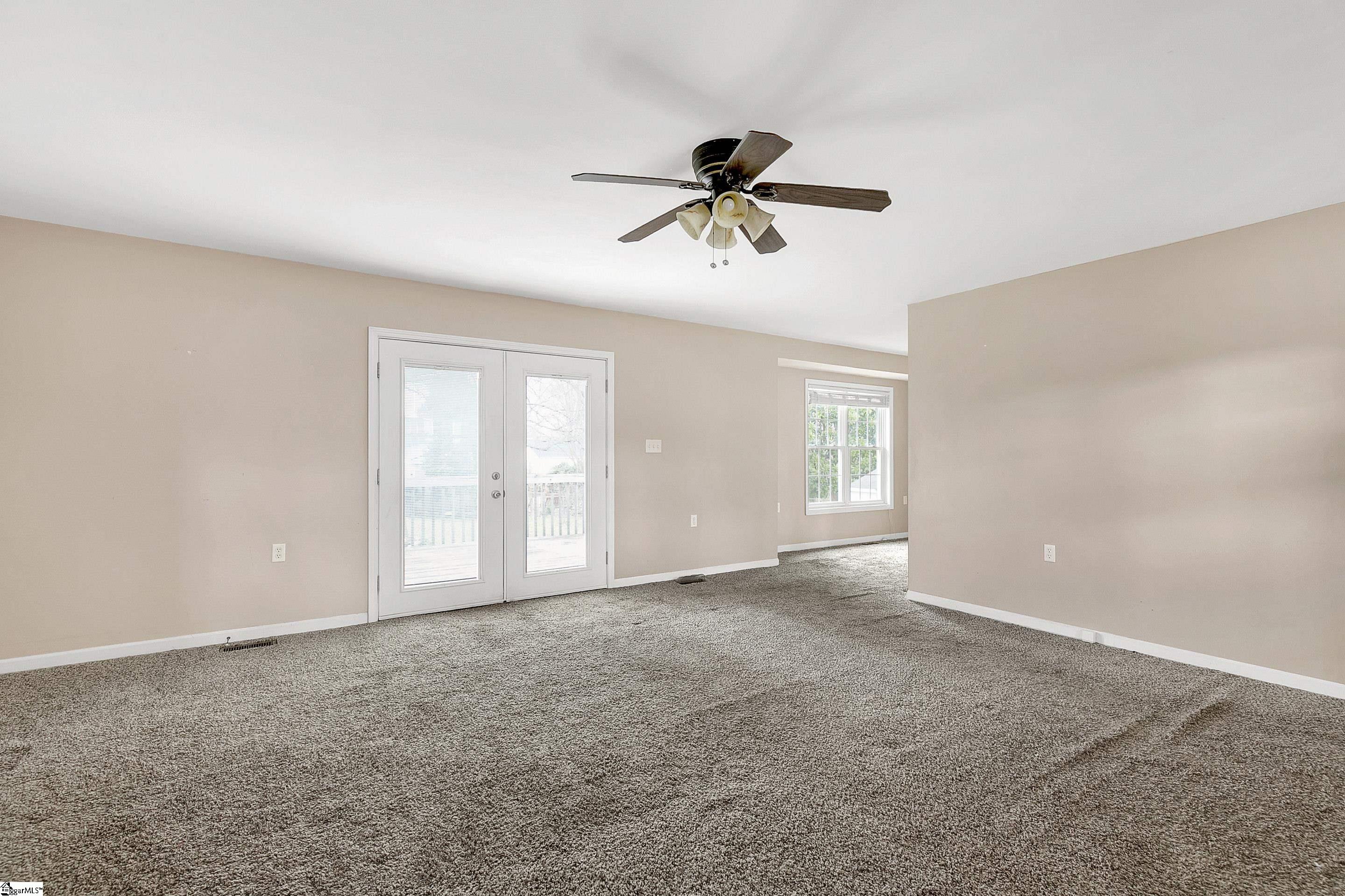 204 Bleckley Avenue Greenville, SC 29607 - Photo 5 of 26