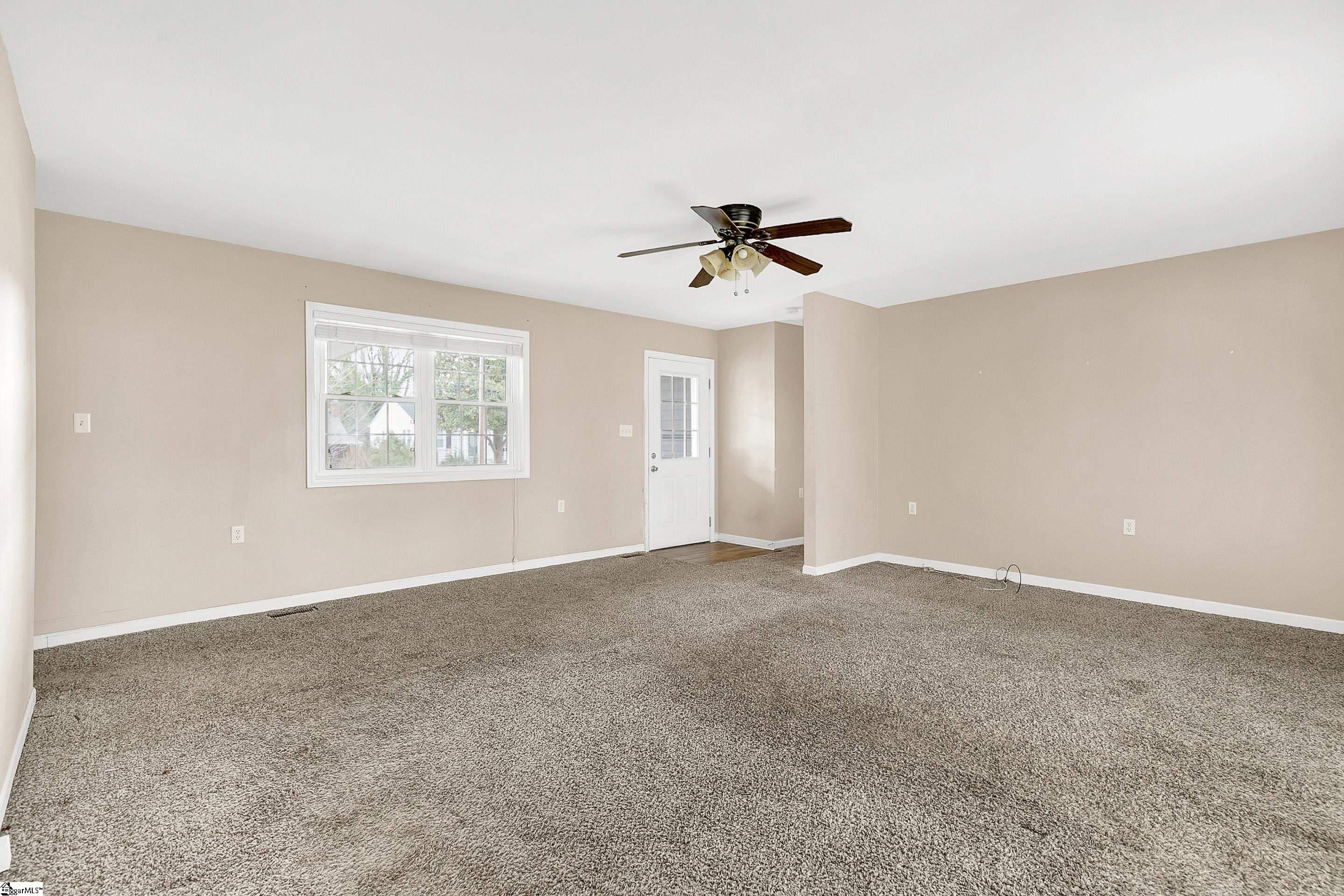 204 Bleckley Avenue Greenville, SC 29607 - Photo 7 of 26