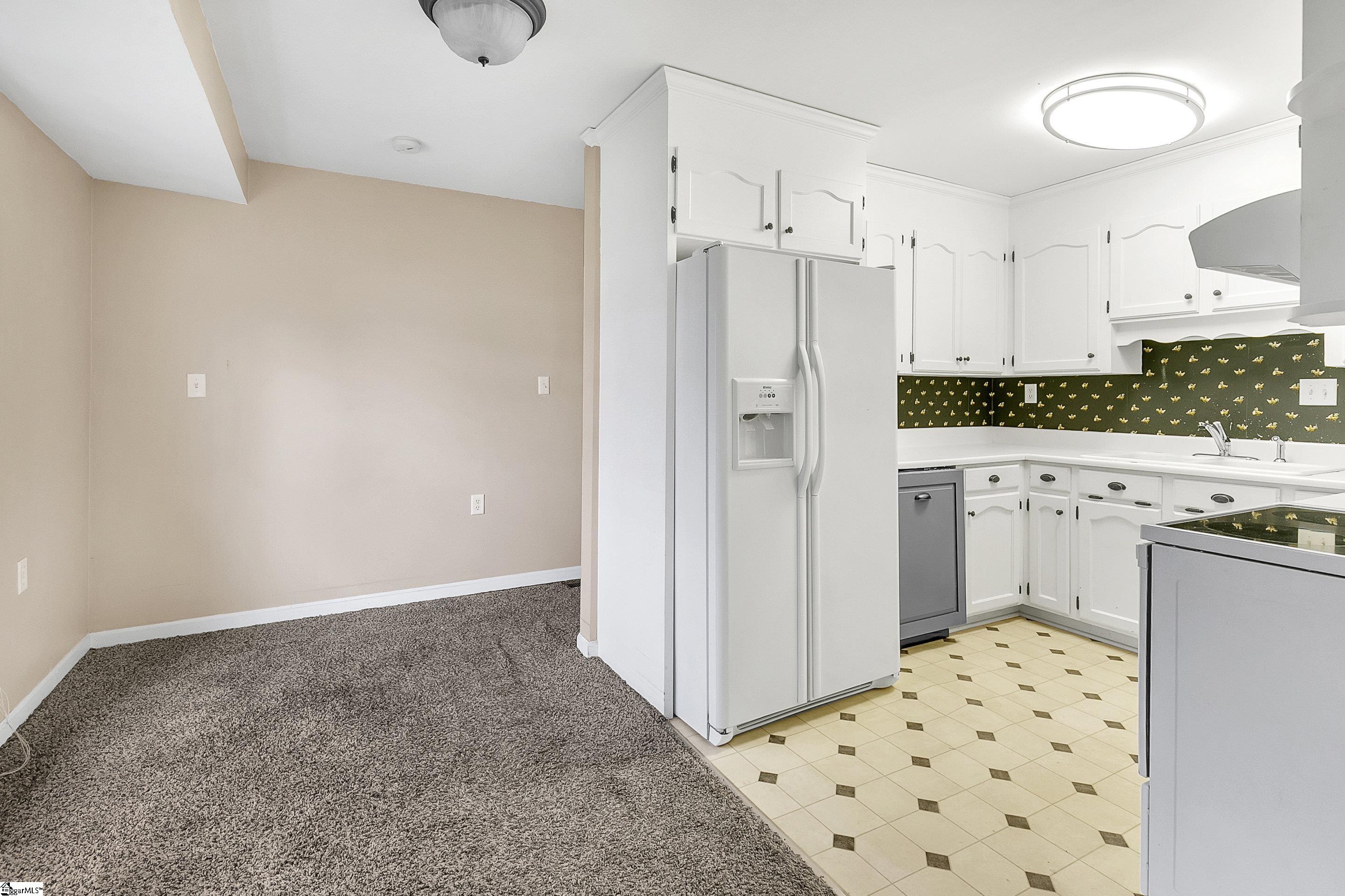 204 Bleckley Avenue Greenville, SC 29607 - Photo 8 of 26