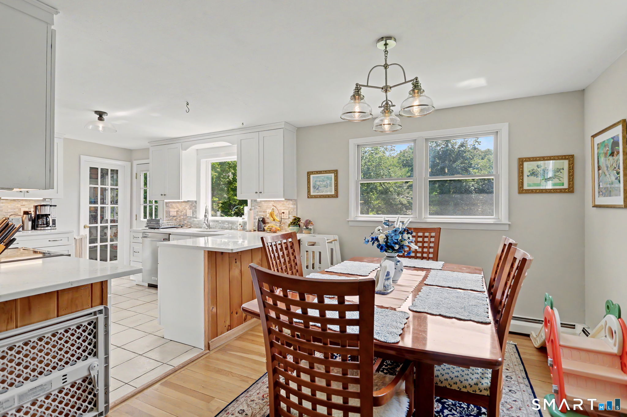 28 Juniper Road Newtown, CT 06470 - Photo 6 of 38