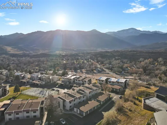 $395,000 | 1122 Fontmore Road, Unit C, Colorado Springs, CO 80904
