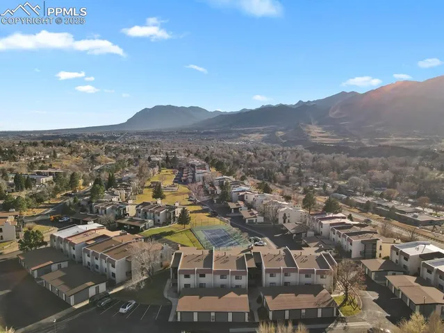 $395,000 | 1122 Fontmore Road, Unit C, Colorado Springs, CO 80904