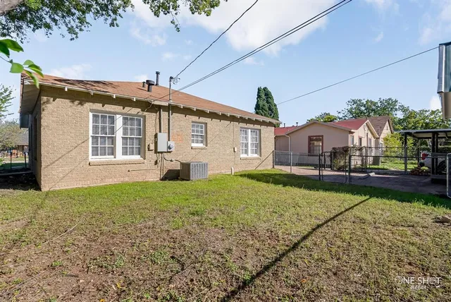 $1,700 | 1765 North 11th Street, Unit A, Abilene, TX 79603