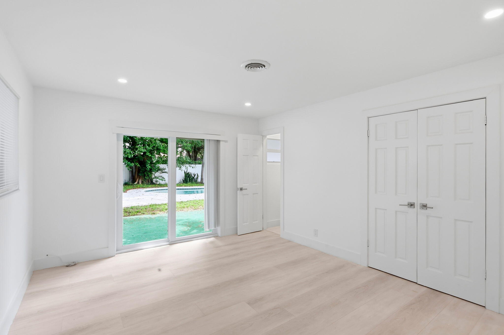 998 West Camino Real Boca Raton, FL 33486 - Photo 18 of 39 18-web-or-mls-019_0E2A3640