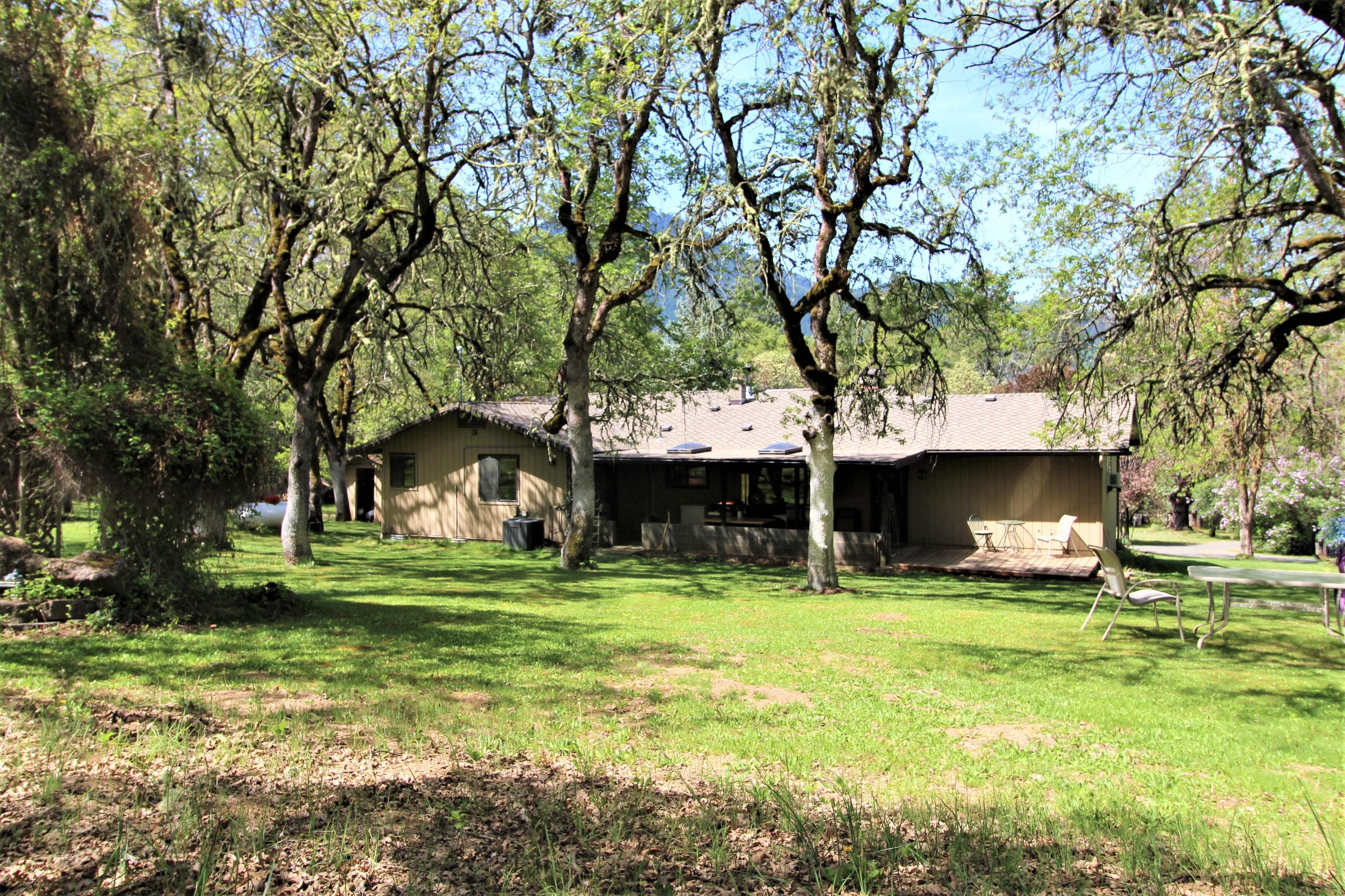 1333 Upper Applegate Road Jacksonville, OR 97530 - Photo 2 of 38 1333 back of house