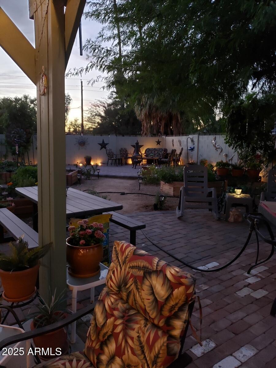 3036 West Gail Road Phoenix, AZ 85029 - Photo 33 of 47 Outdoor Entertainment Galore