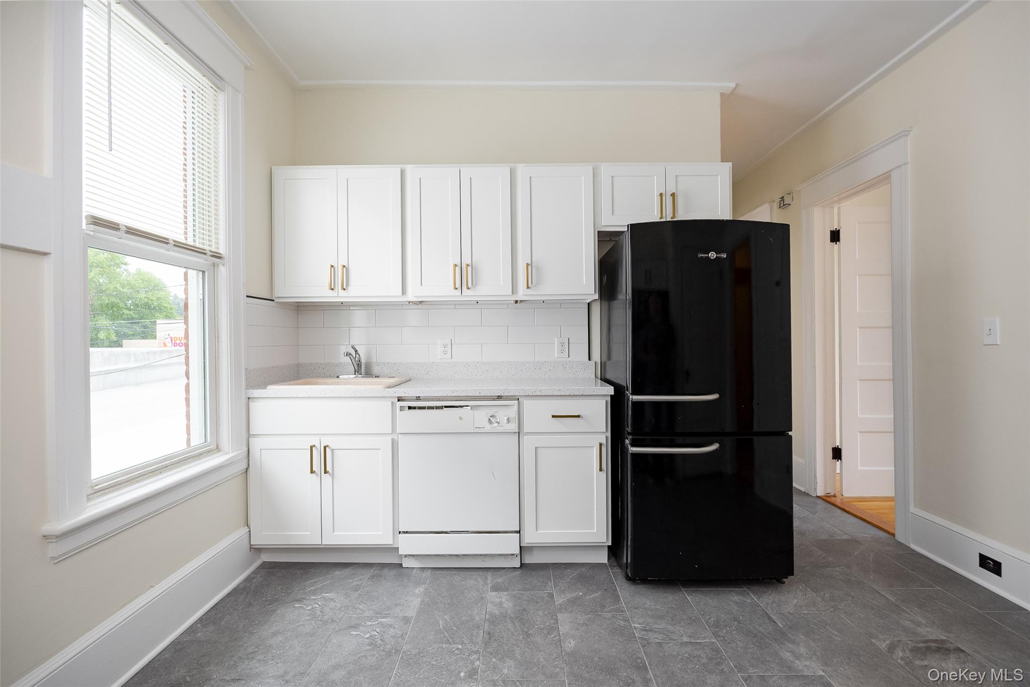 759 Main Street Poughkeepsie, NY 12603 - Photo 7 of 16