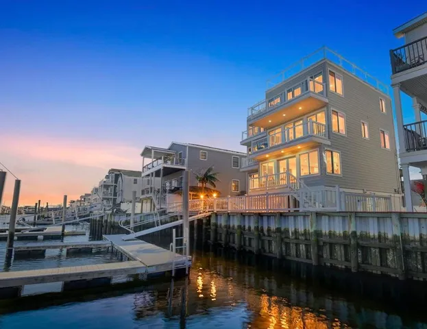 a view of a large building