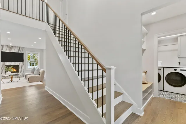 $2,395,000 | 151 A Hamilton Avenue, Greenwich, CT 06830