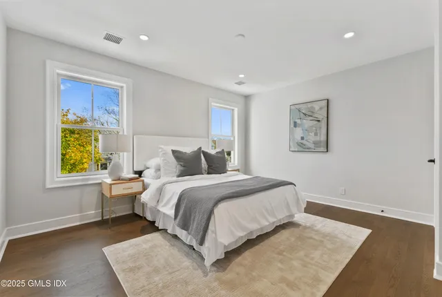 $2,395,000 | 151 A Hamilton Avenue, Greenwich, CT 06830