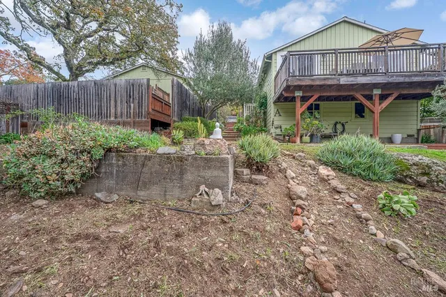 $1,050,000 | 17323 Hillside Avenue, Sonoma, CA 95476