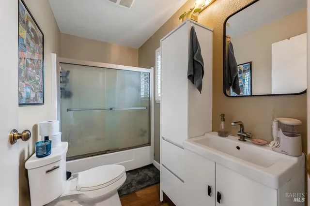 $1,050,000 | 17323 Hillside Avenue, Sonoma, CA 95476