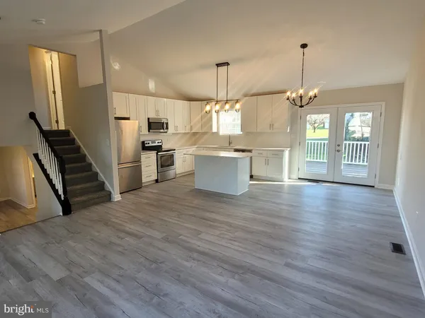 $395,000 | 547 Kenan Street, Taneytown, MD 21787