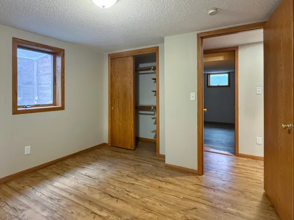 $240,000 | 506 Elaine Avenue, Marshall, MN 56258