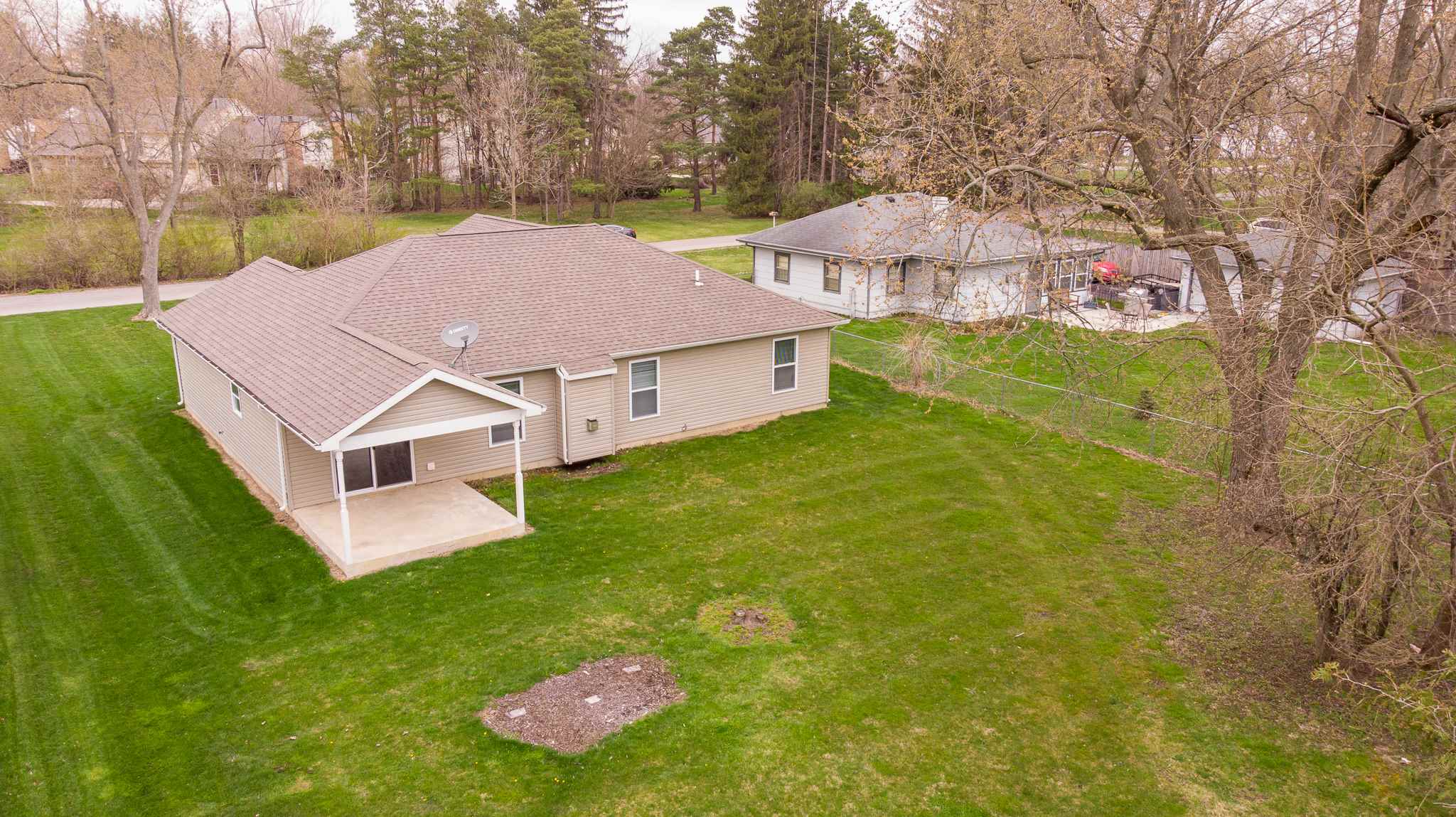 4975 Ridgelane Drive Fort Wayne, IN 46804 - Photo 3 of 21