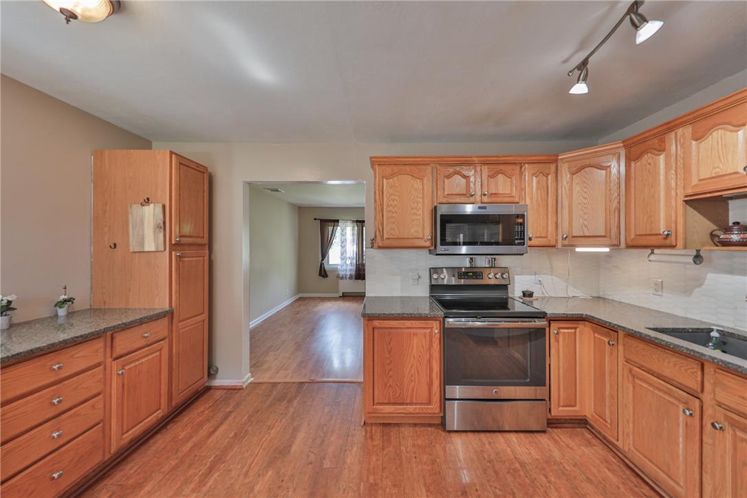 3050 Cornwall Road Bethlehem, PA 18017 - Photo 19 of 80 A well-appointed cooking space offers abundant cabinetry and contemporary appliances.