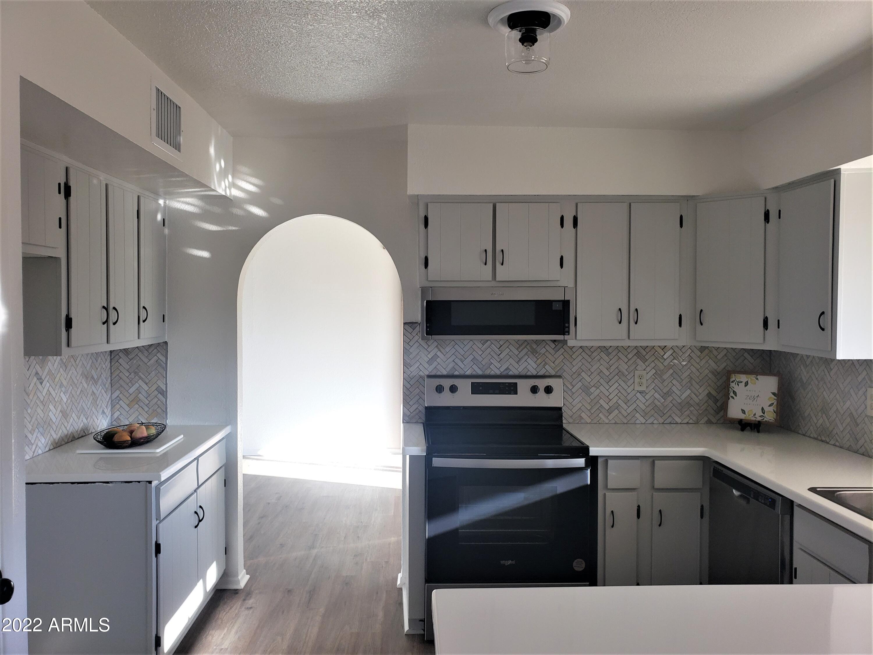 6306 South Y Lightning Ranch Road Hereford, AZ 85615 - Photo 3 of 32 20220421_173048
