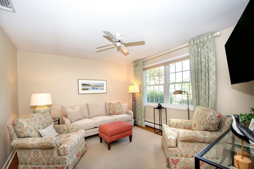 41 First Parish Road Scituate, MA 02066 - Photo 6 of 42