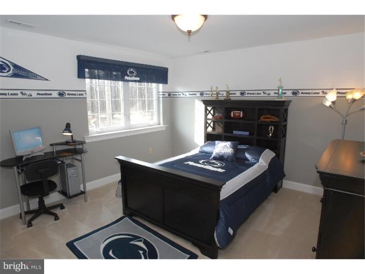 2150 Weber Road Lansdale, PA 19446 - Photo 11 of 20 Gallery Image 11